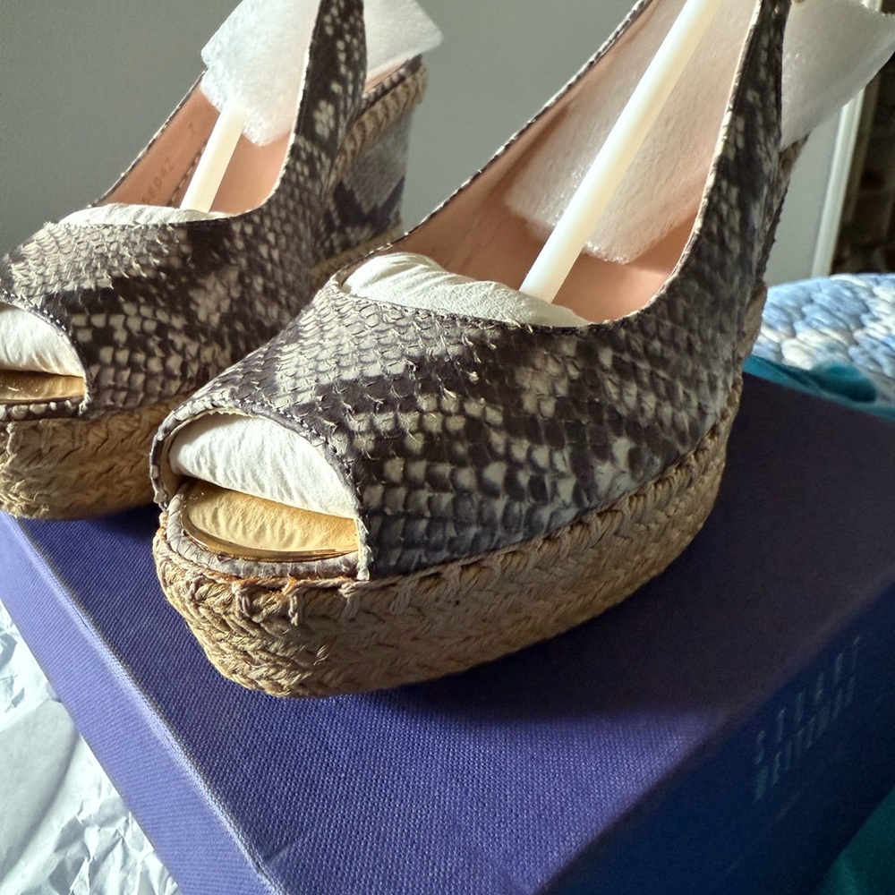 Stuart Weitzman Elegant Snakeskin Wedge Espadrilles